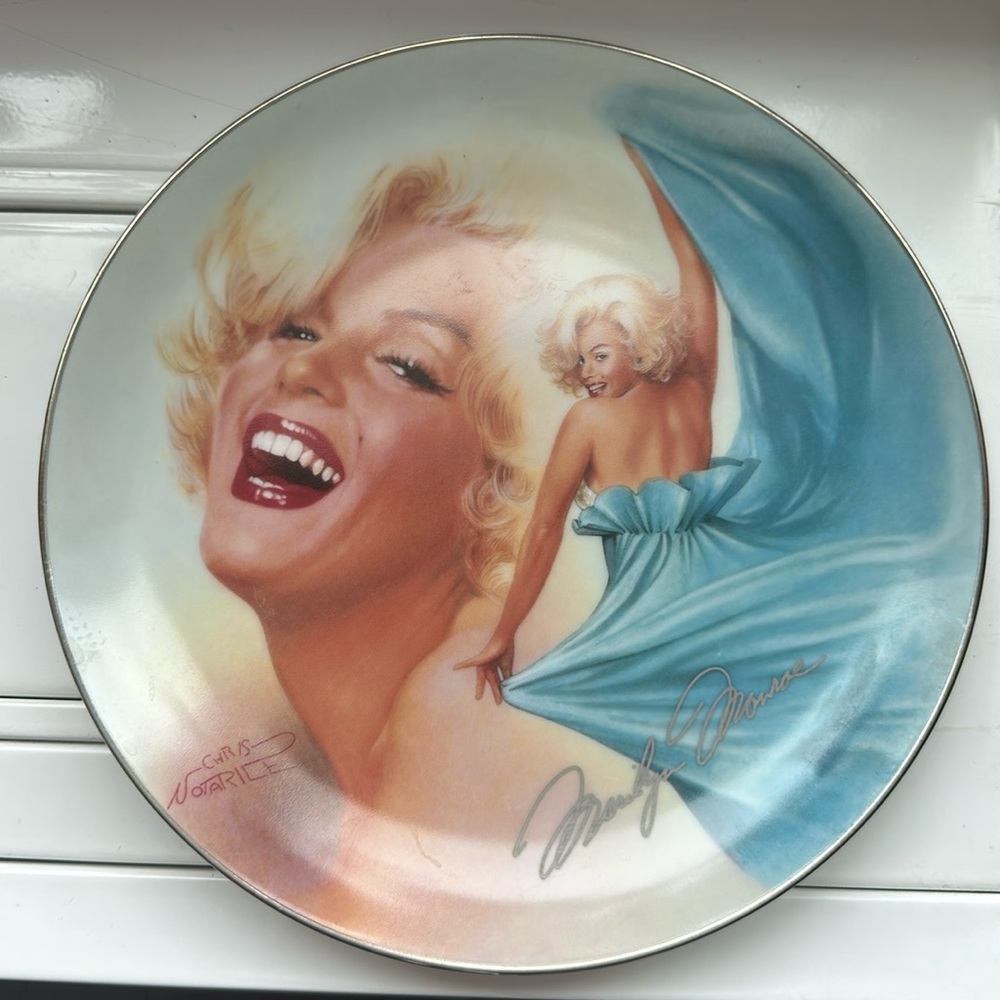 Vintage Marilyn Monroe Bradford Exchange A Twinkle in Her Eye collector plate